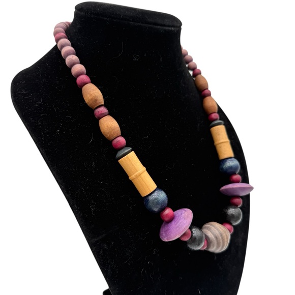 Vintage 80s Chunky Dyed Wood Multicolor Beaded Necklace w/ Barrel Clasp - Picture 4 of 4